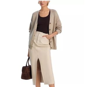 AQUA Classic Timeless V-Neck Cardigan – Medium – NWT